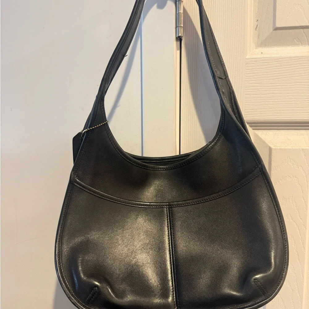 Authentic Coach Ergo Black Leather Shoulder Bag - Picture 1 of 6